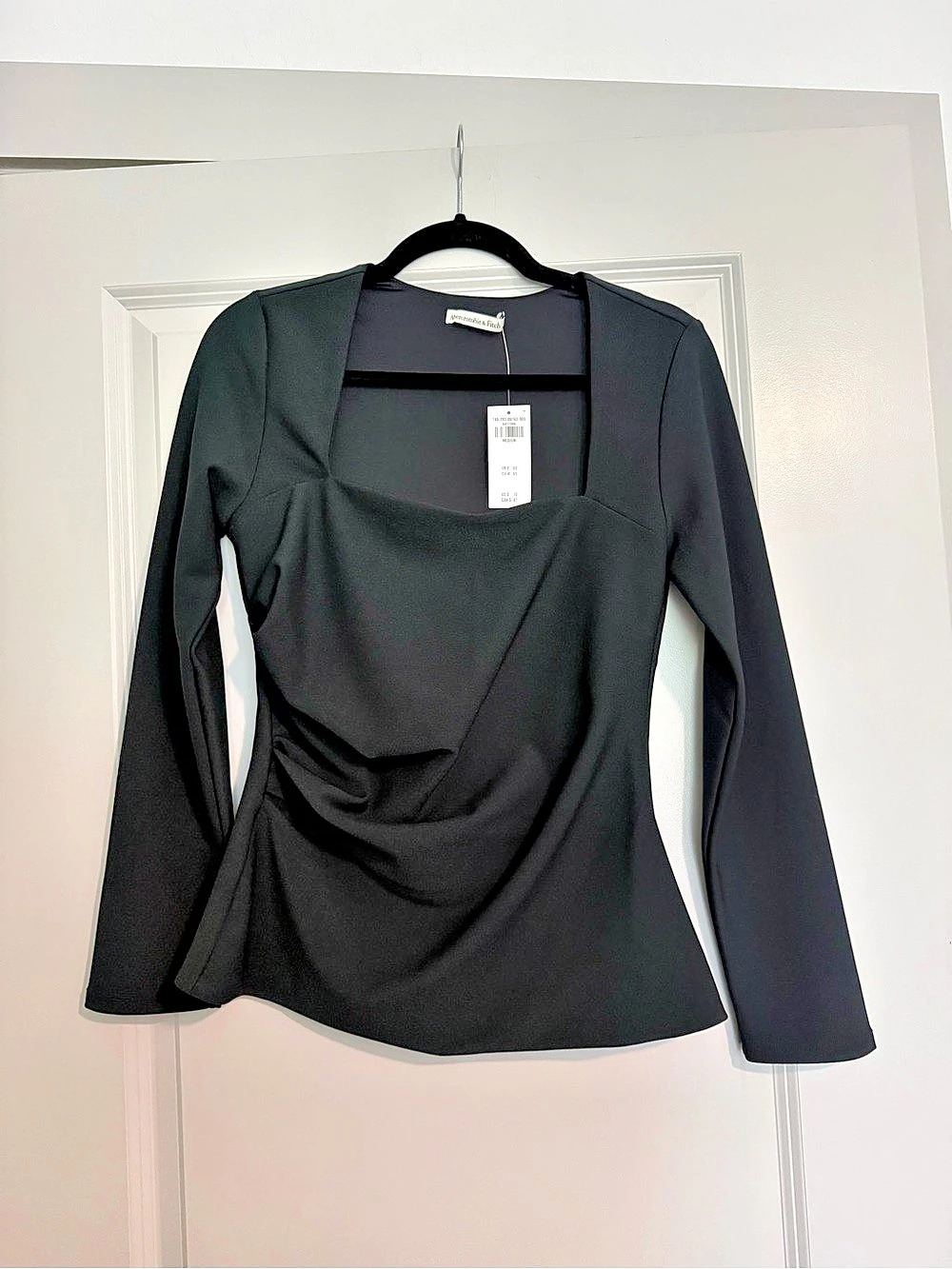 Abercrombie & Fitch The A&F Ava Long-Sleeve Top Long Sleeve Square Neck Blouse